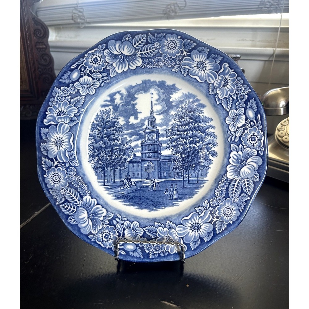 Staffordshire Liberty Blue White Plate Independence Hall 10" England
